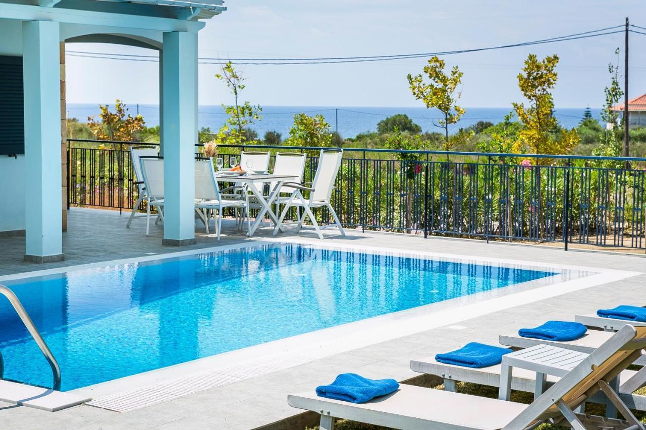 Seirios Luxury Villa Svoronata Exteriér fotografie